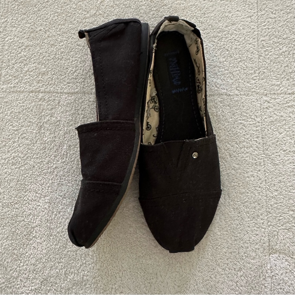 Mad Love Black Canvas Slip On Shoes 9